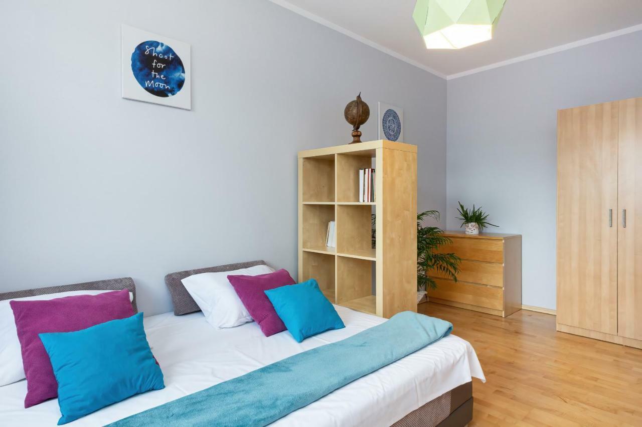 Apartments Wroclaw Manganowa By Noclegi Renters Bagian luar foto